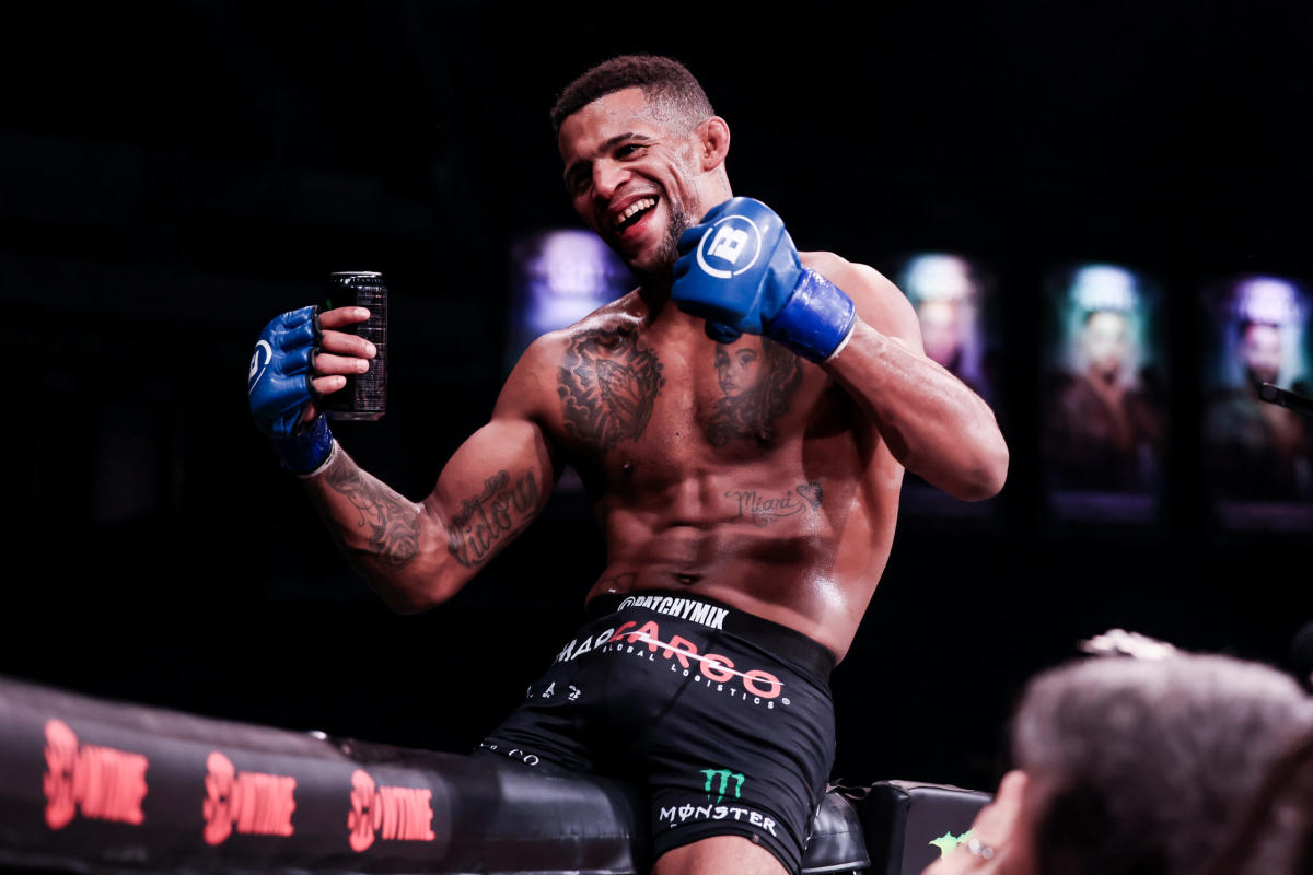 Bellator champion Patchy Mix: 'I can't get the respect that Sean O'Malley has' Powered by AnyClip